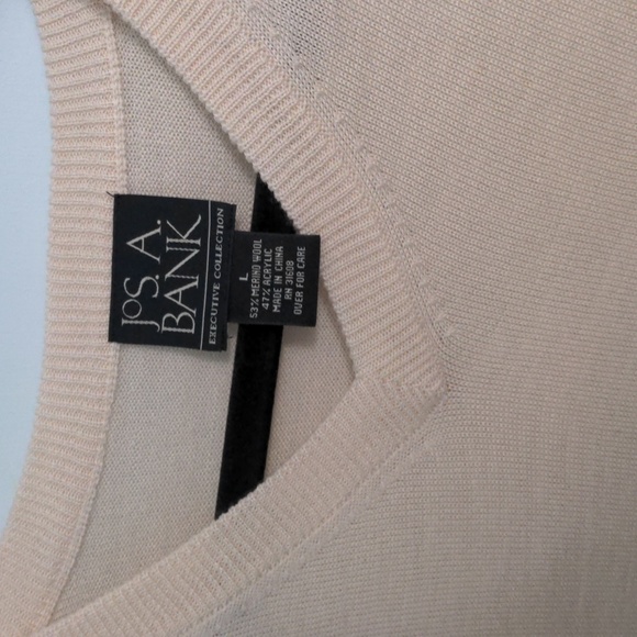 Jos A Bank Executive Collection Cream V-Neck Size L Merino Wool Acrylic Sweater - Picture 2 of 4